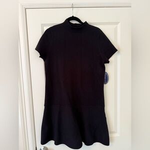 Classic Black Short-Sleeve Knit Dress